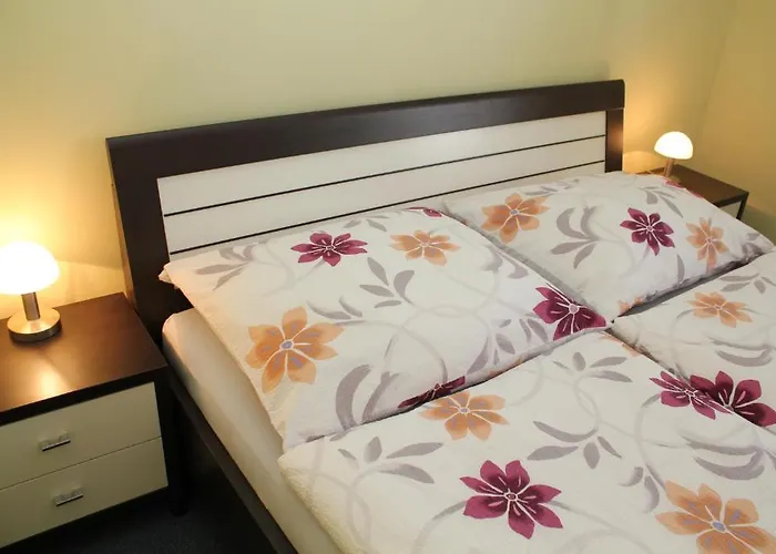 3 Sunny Apartments-schoenbrunn, 100m2 With Balcony Apartmán Vídeň